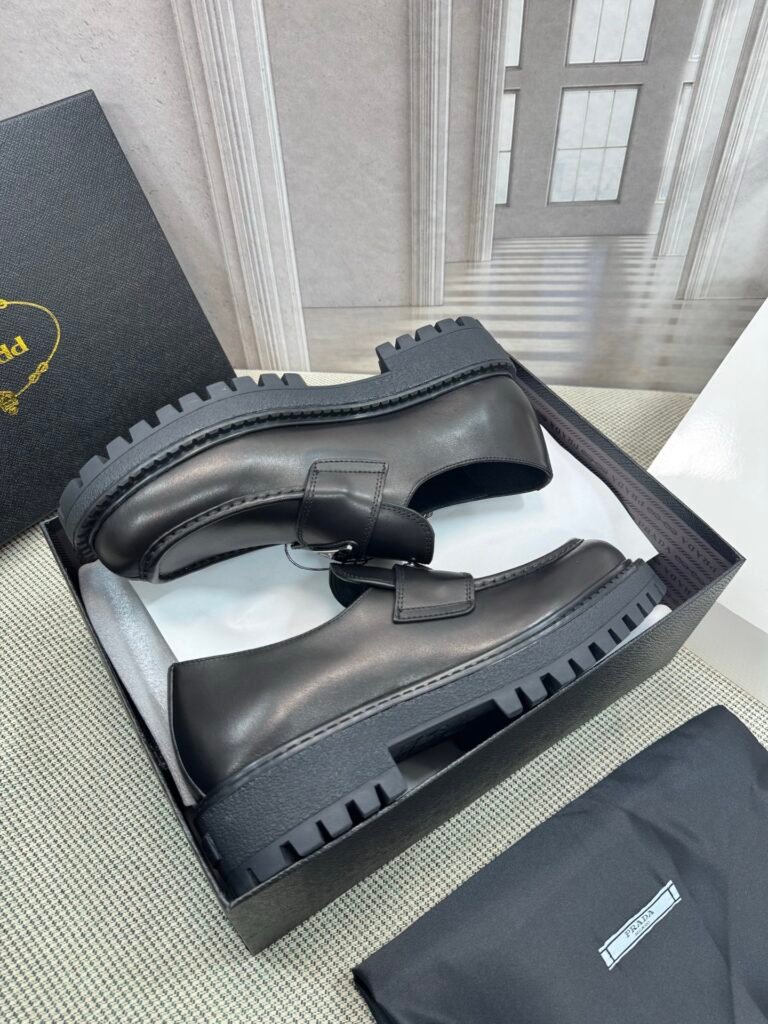 Prada Men's Loafers detail image 5