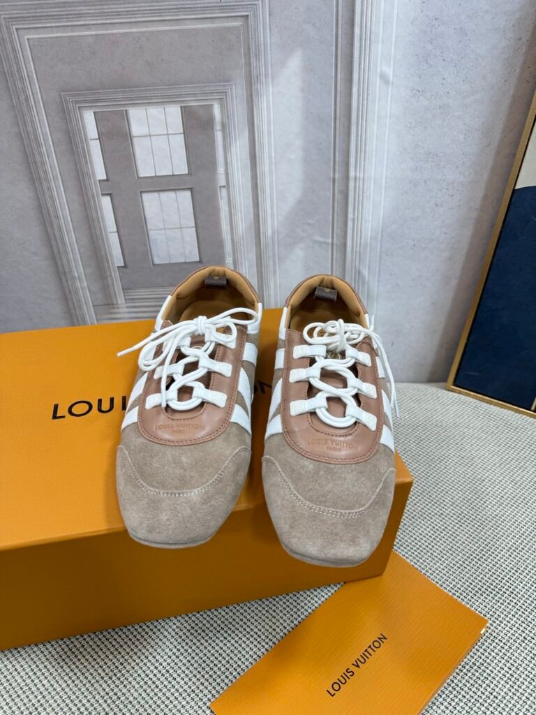 Louis Vuitton Unisex Driving Loafers detail 5