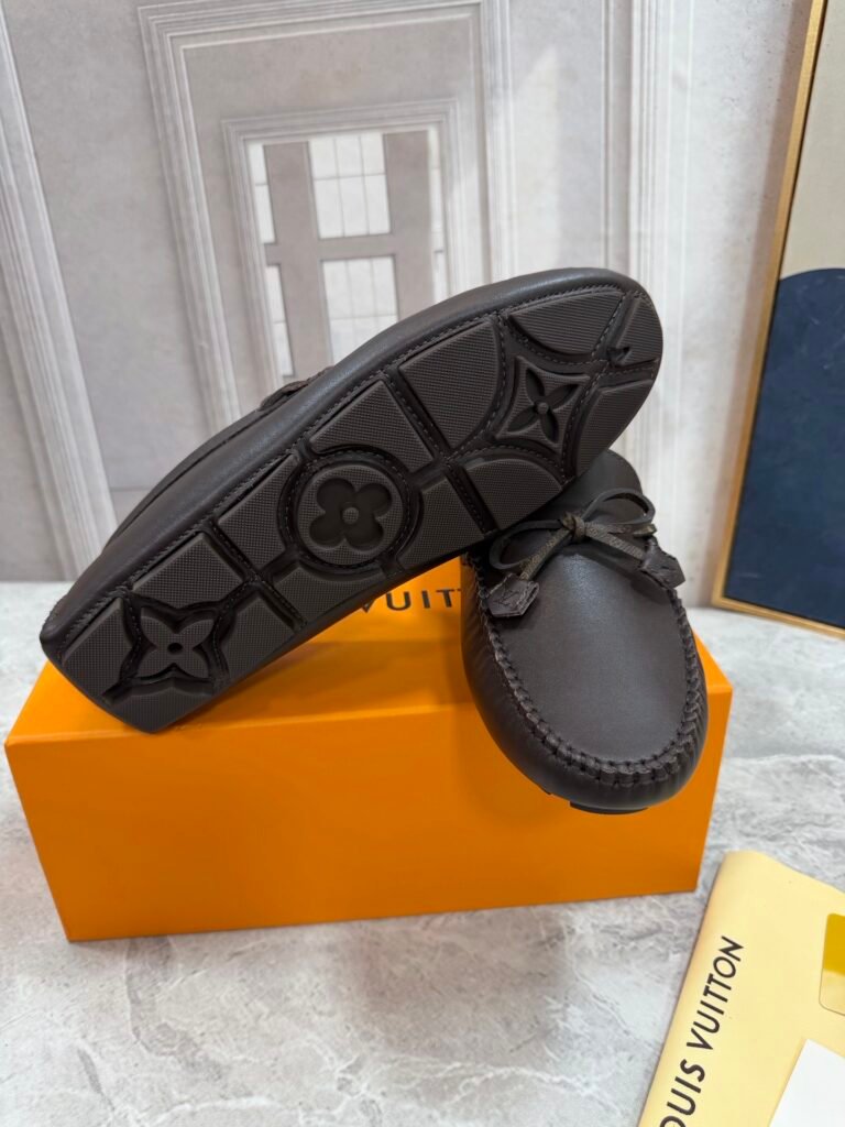 Louis Vuitton Unisex Driving Loafers detail 5