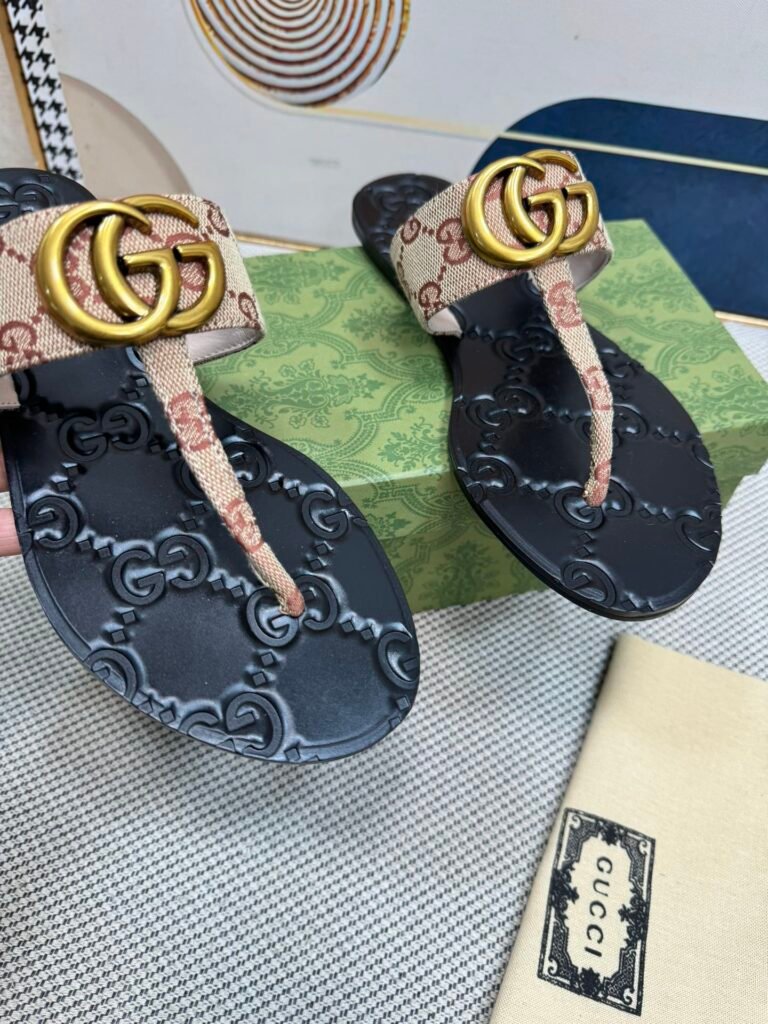 Gucci Unisex Slides detail image 5