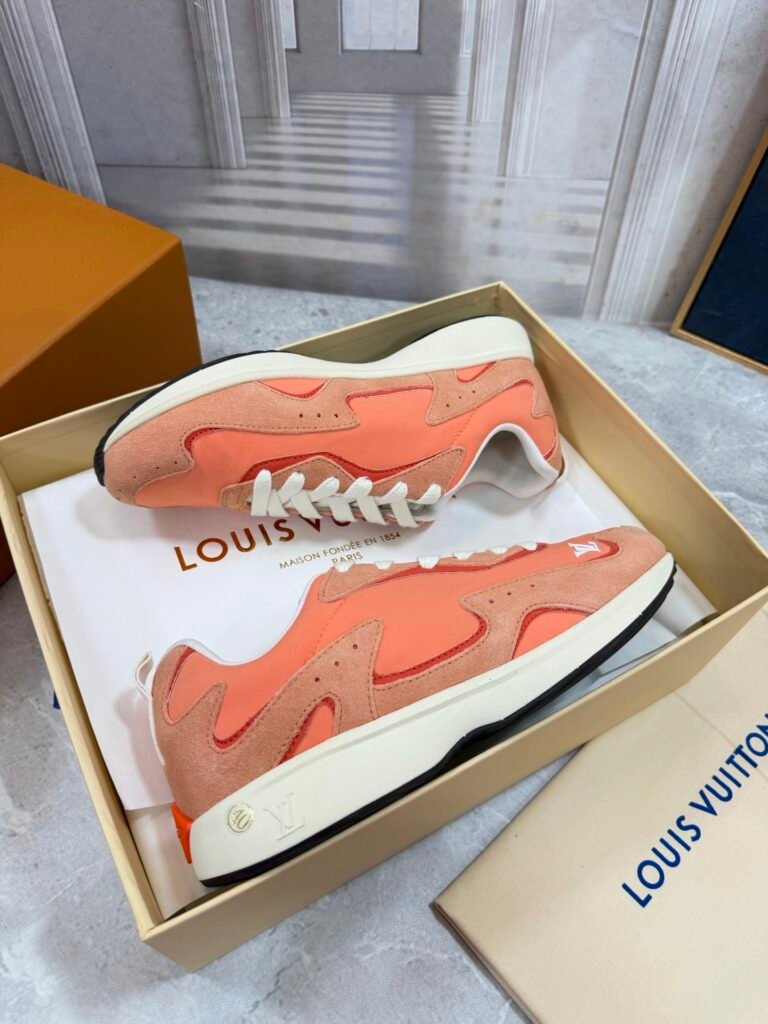 Louis Vuitton Men's Basketball Sneakers detail image 5