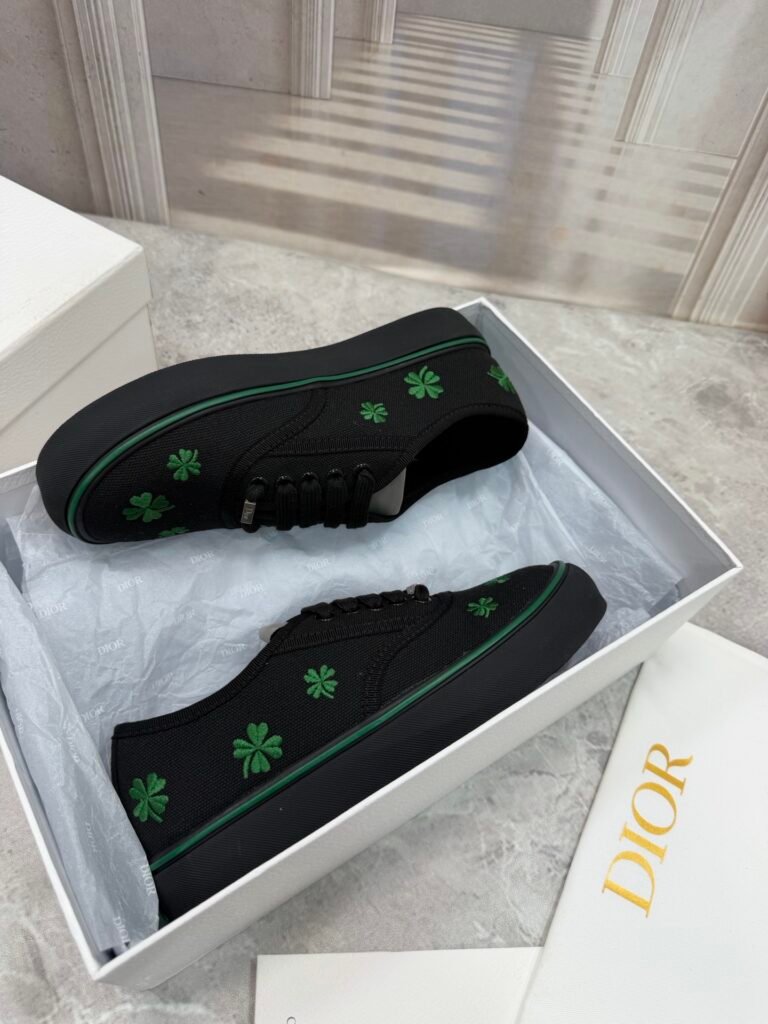 Dior Unisex Low-Top Sneakers detail image 5
