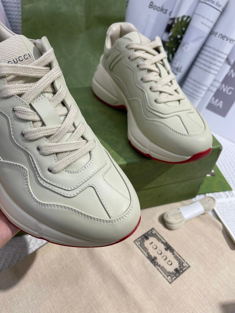 Dior Unisex Chunky Sneakers detail image 5
