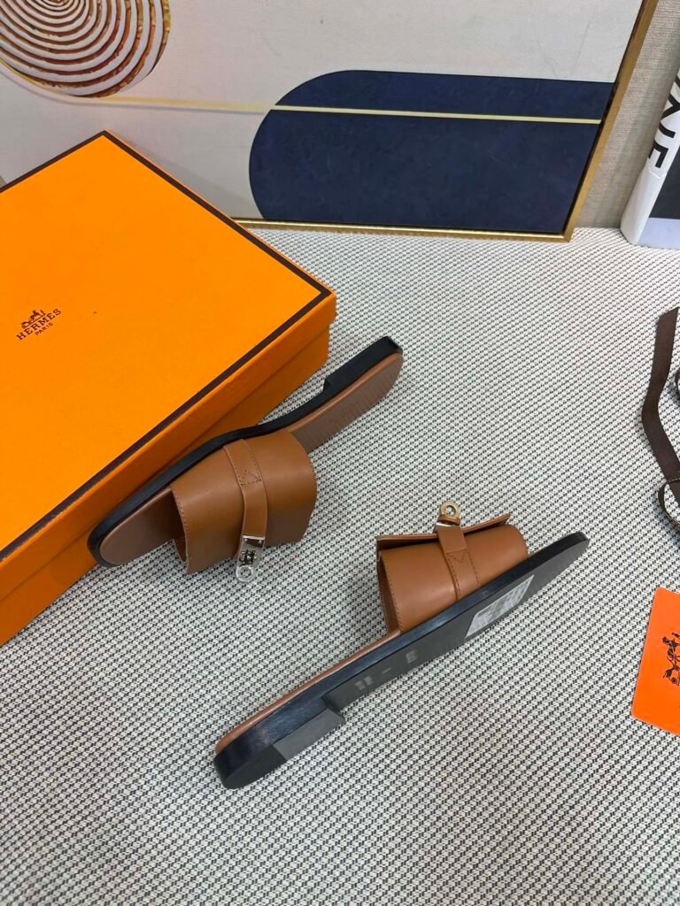 Hermès Unisex Slides detail 5