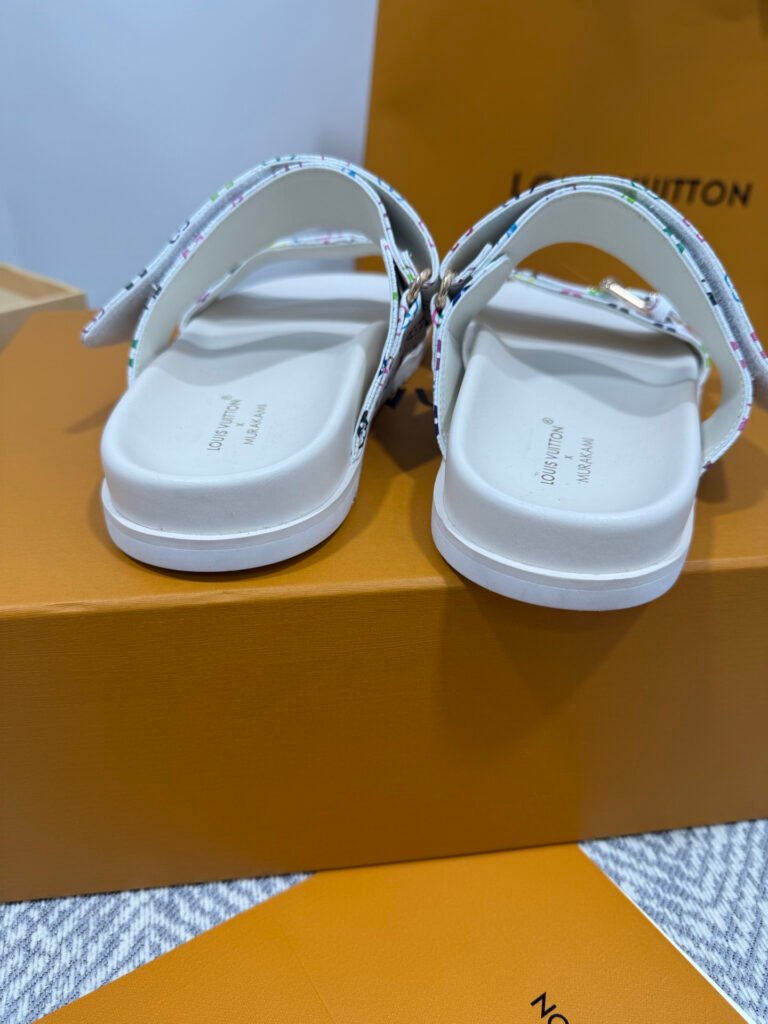 Louis Vuitton Unisex Slides detail 5