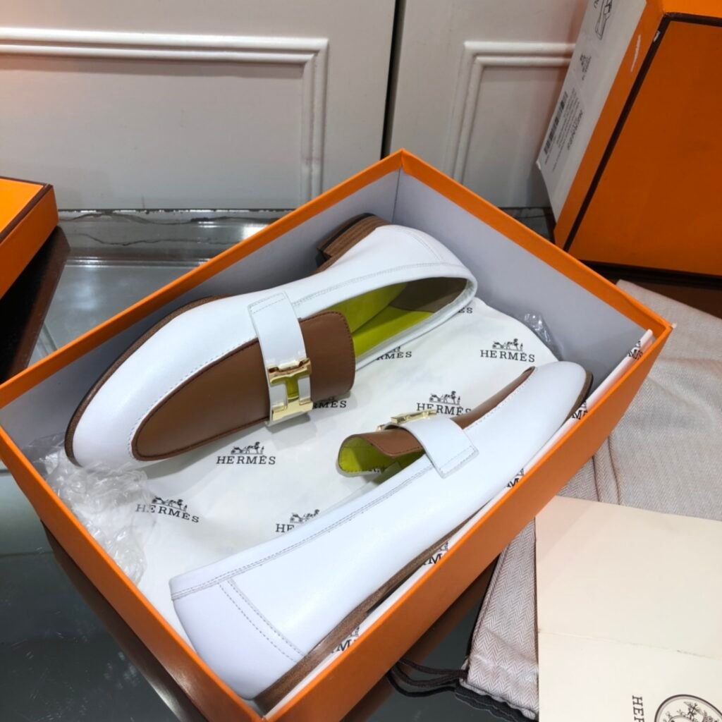Hermès Unisex Loafers detail 5