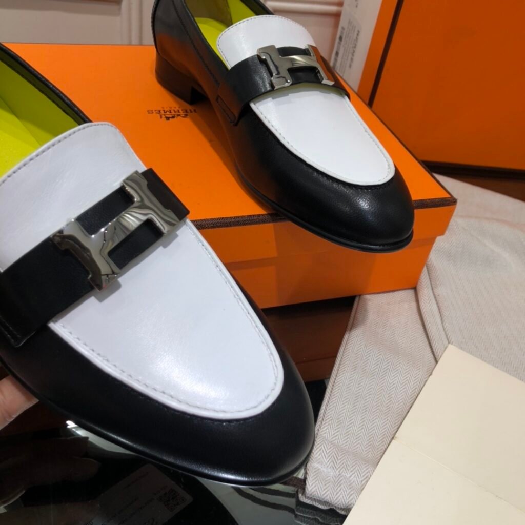 Hermès Unisex Loafers detail 5