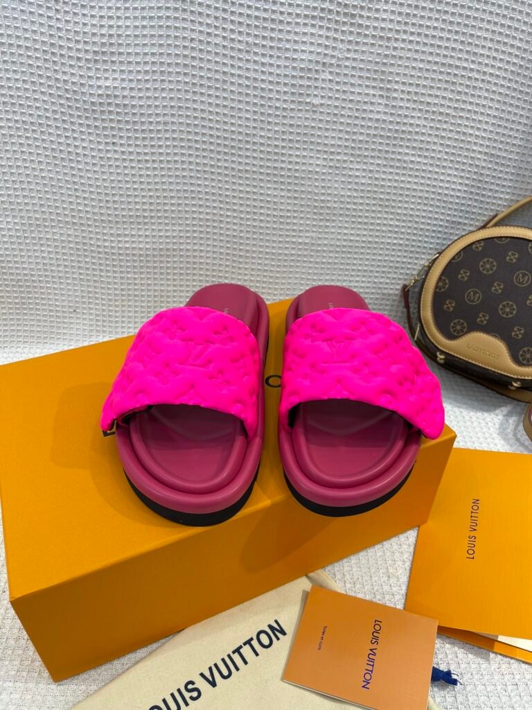 Louis Vuitton Women's Slides detail 5