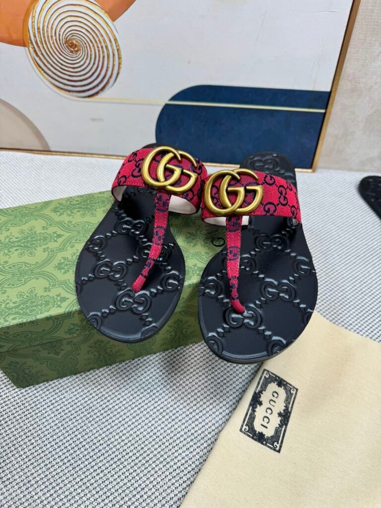 Gucci Unisex Slides detail 5