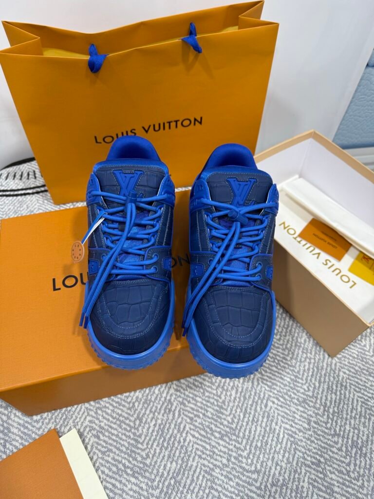Louis Vuitton Unisex Chunky Sneakers detail 5