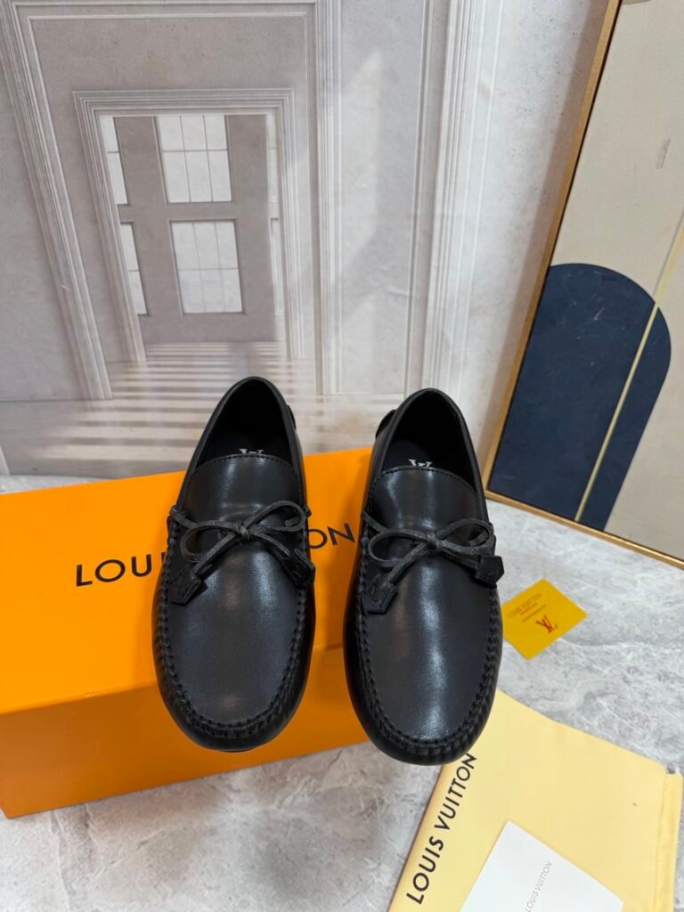 Louis Vuitton Unisex Driving Loafers detail 5