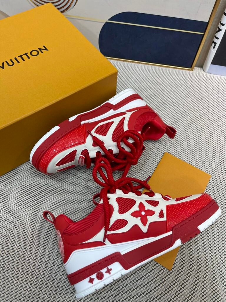 Louis Vuitton Unisex Chunky Sneakers detail 5