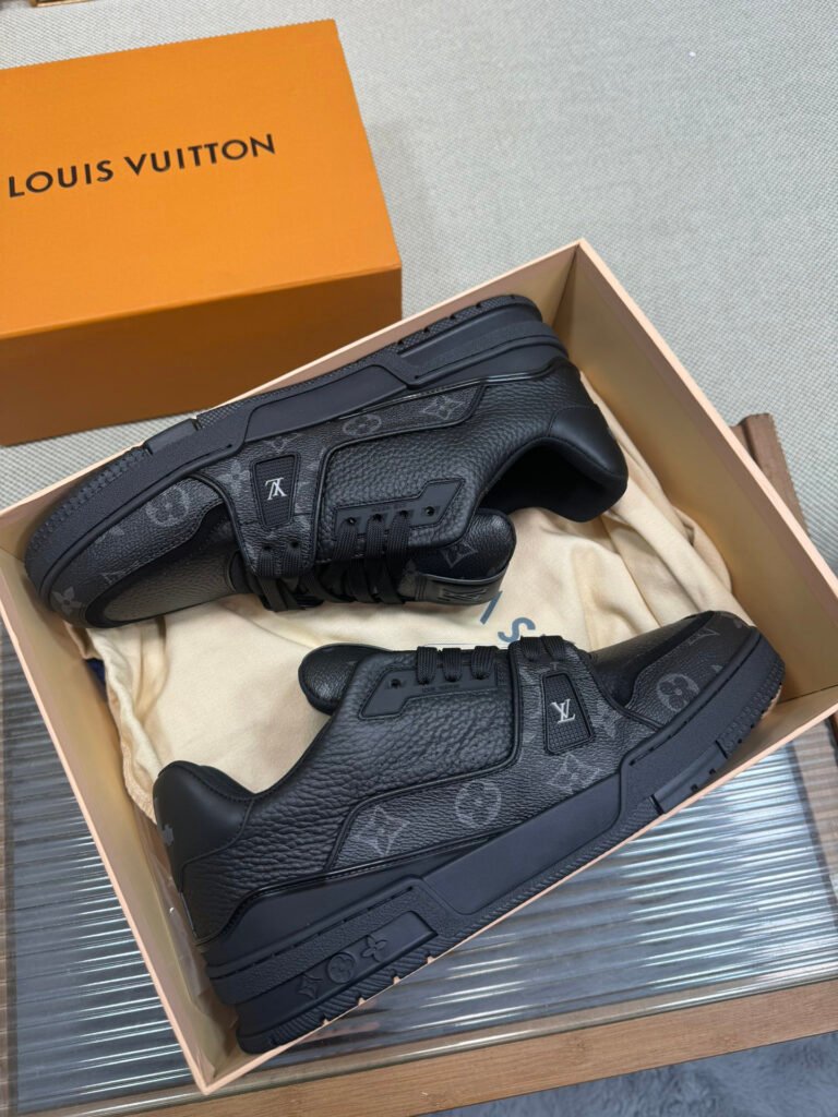 Louis Vuitton Men's Basketball Sneakers detail image 5