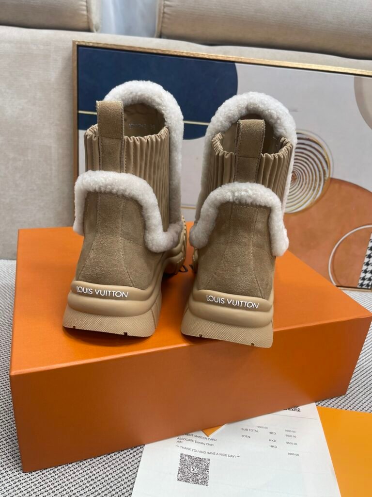 Louis Vuitton Unisex Boots detail image 5