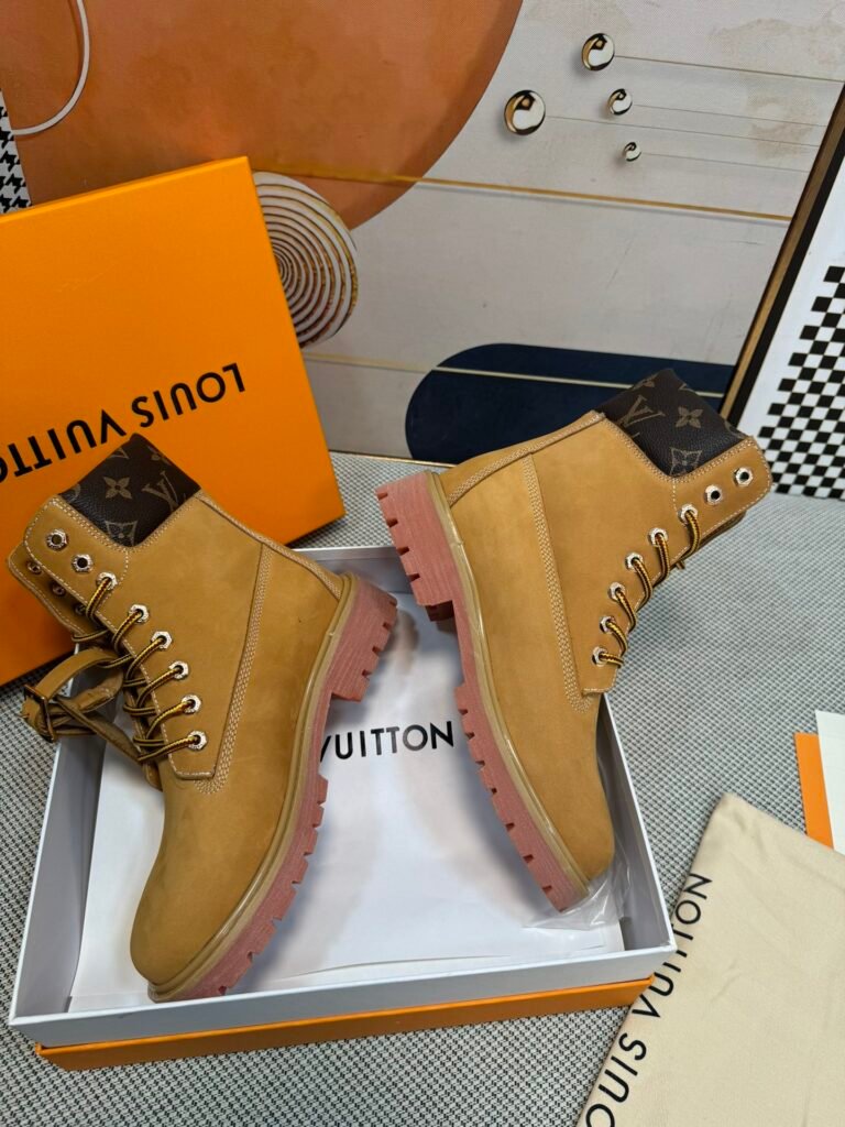 Louis Vuitton Unisex Boots detail image 5
