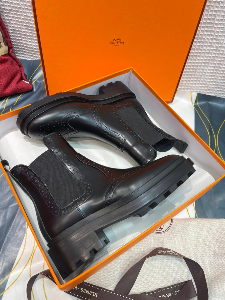 Hermès Unisex Boots detail 5