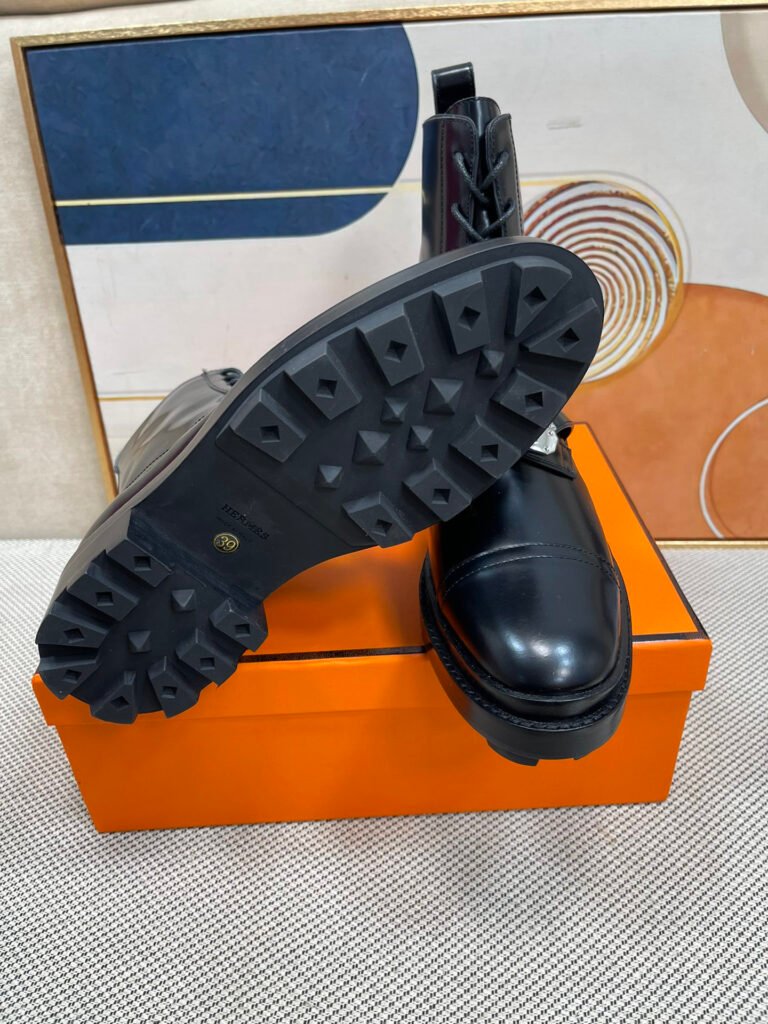Hermès Unisex Boots detail 5