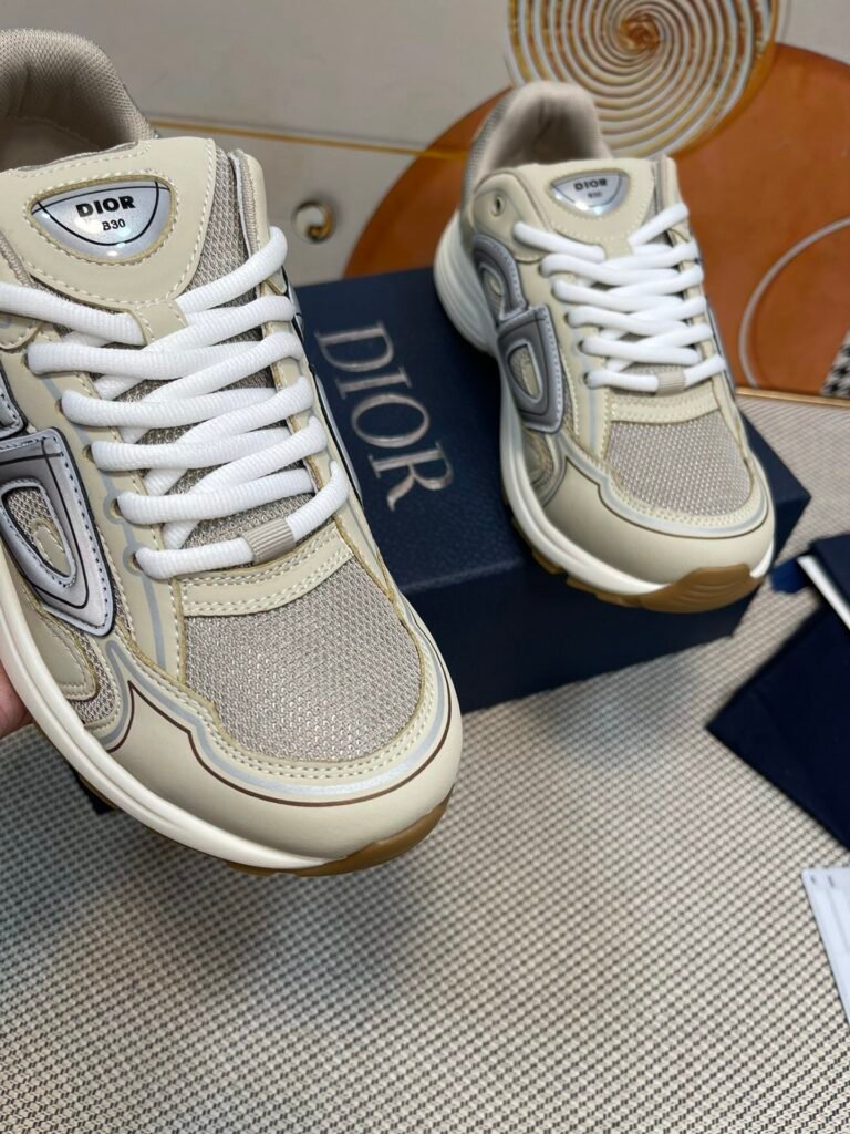 Dior Unisex Chunky Sneakers detail 5