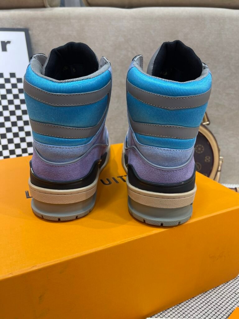 Louis Vuitton Unisex Boots detail image 5