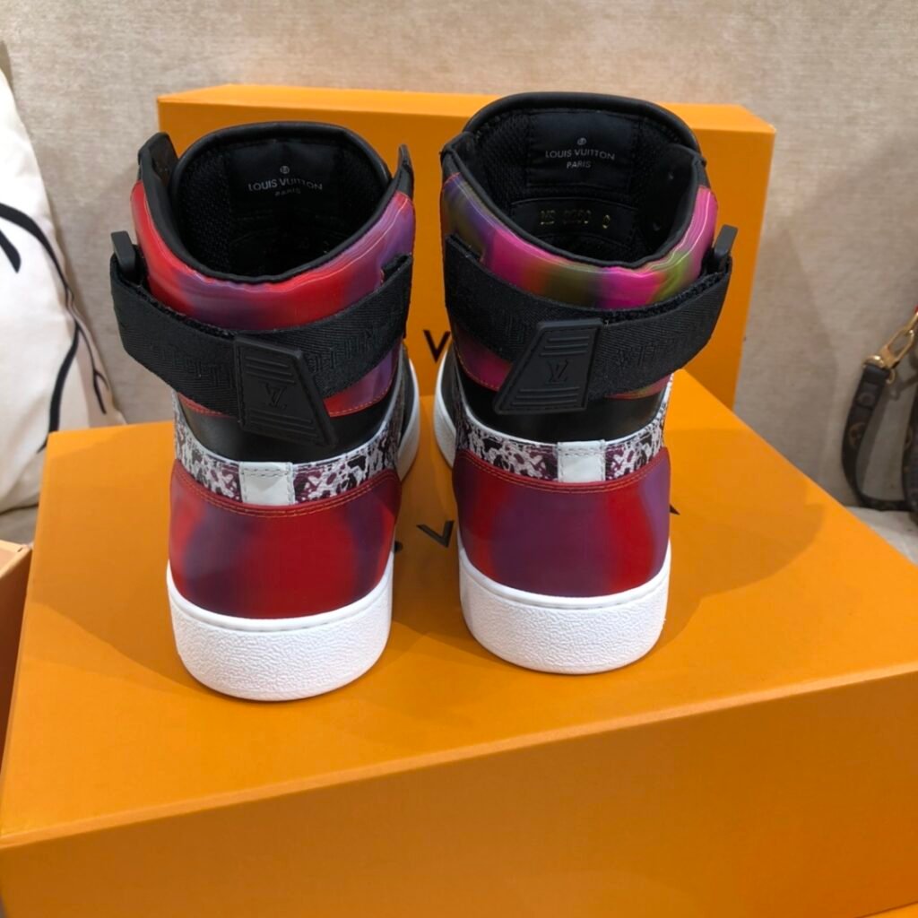Louis Vuitton Unisex High-Top Sneakers detail 5