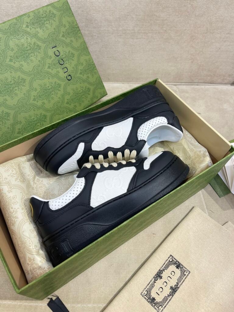Gucci Unisex Chunky Sneakers detail 5