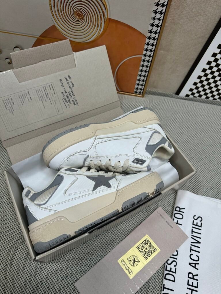 Loewe Unisex Low-Top Sneakers detail image 5