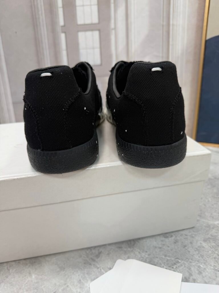 MM6 Maison Margiela Unisex Sneakers detail image 6