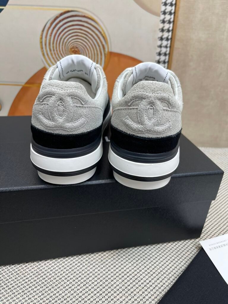 Chanel Women's Low-Top Sneakers detail 6