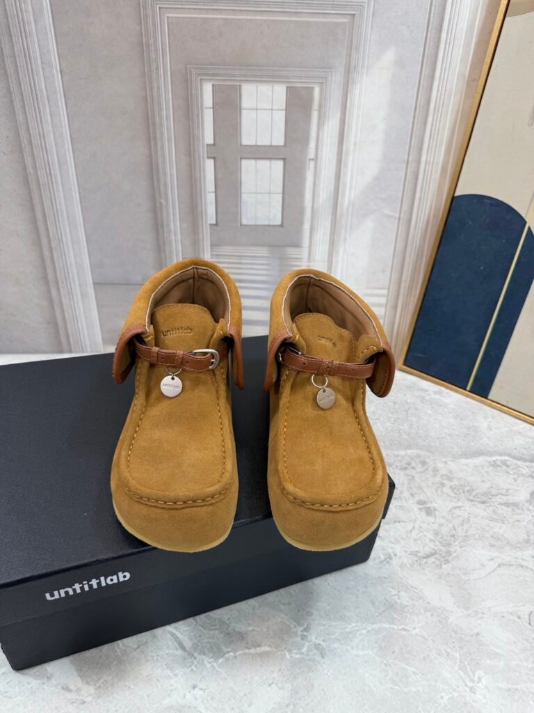 Loewe Unisex Boots detail 6