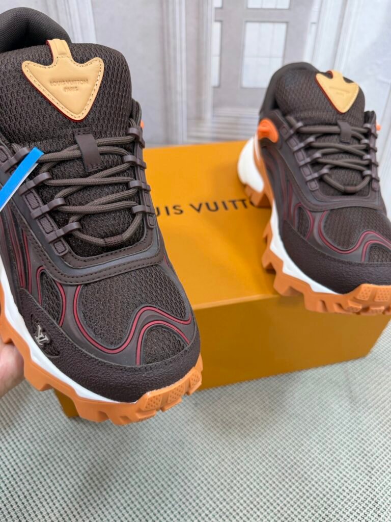 Louis Vuitton Unisex Basketball Sneakers detail 6