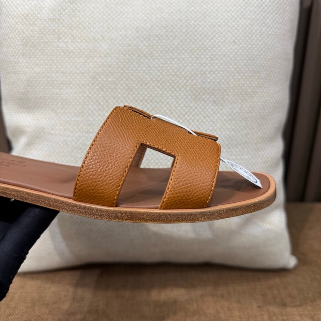 Hermès Unisex Leather-Sole Shoes detail 6