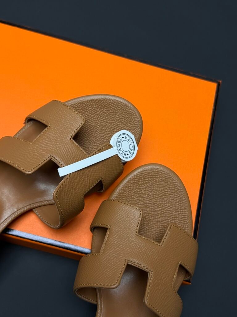Hermès Women's Sneakers detail 6
