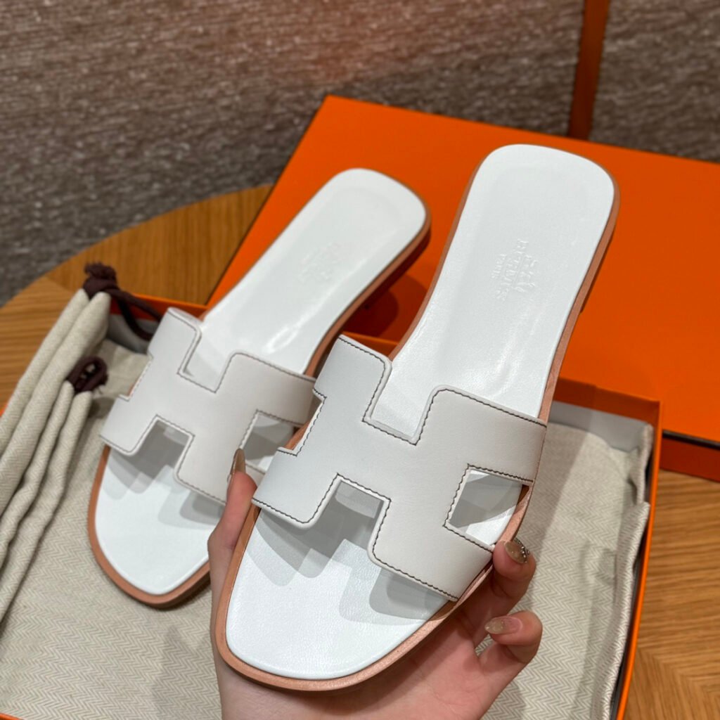 Hermès Unisex Slides detail 6