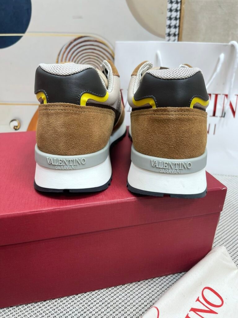 Valentino Garavani Unisex Athletic Sneakers detail image 6