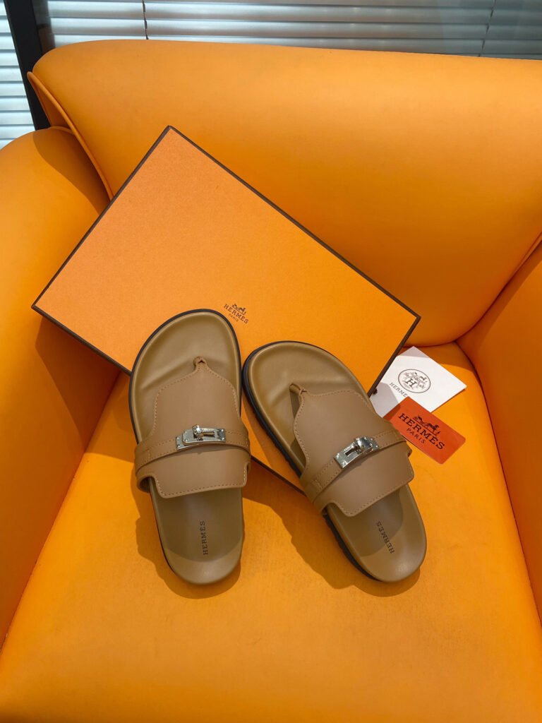 Hermès Unisex Slides detail 6