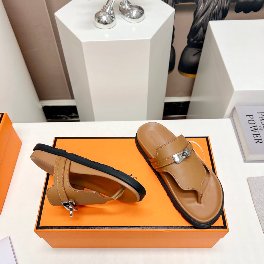 Hermès Unisex Slides detail 6