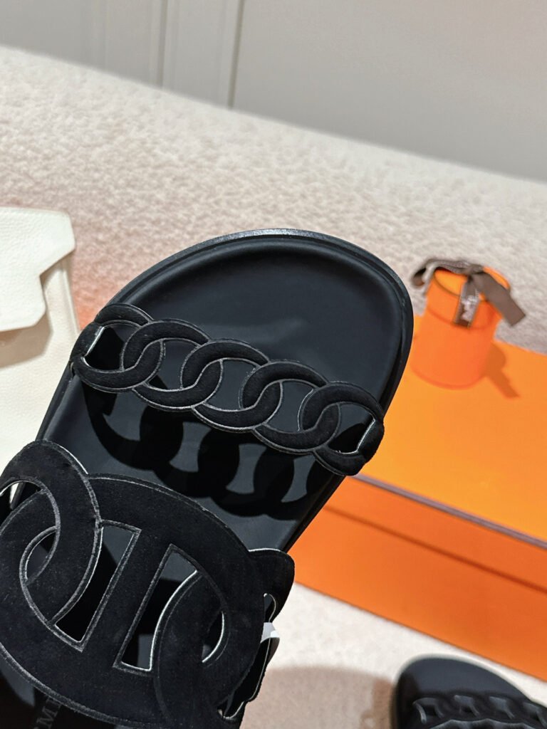 Hermès Women's Slides detail image 6