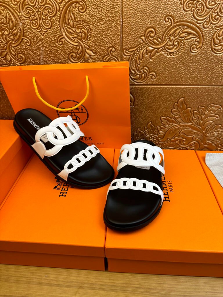 Hermès Unisex Slides detail 6