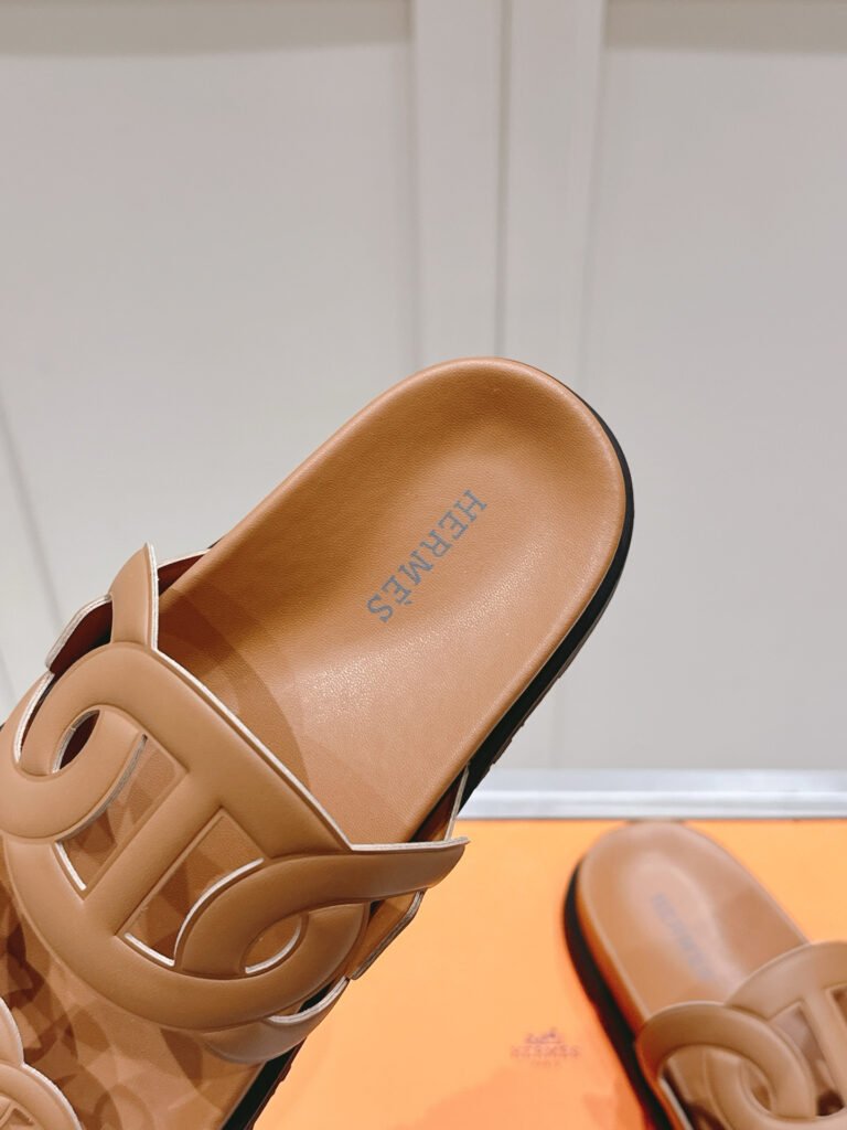 Hermès Unisex Slides detail 6