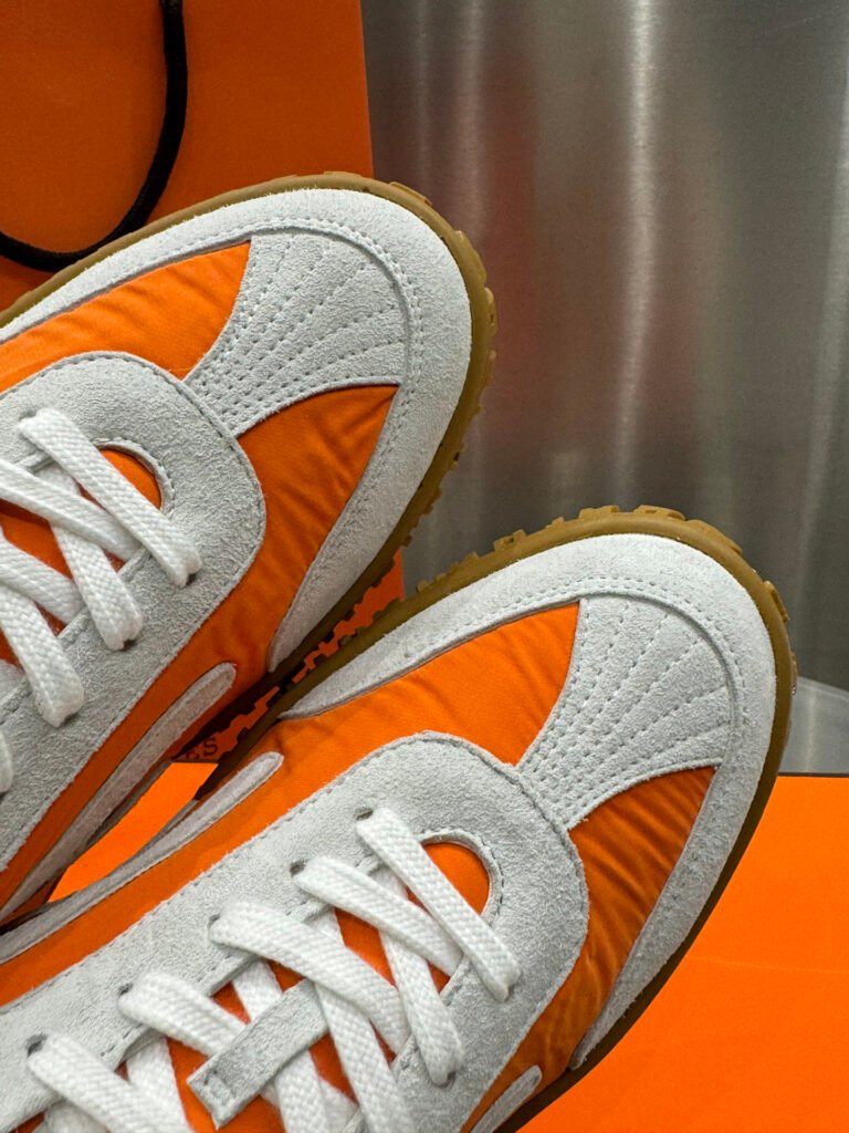 Hermès Unisex Sneakers detail 6
