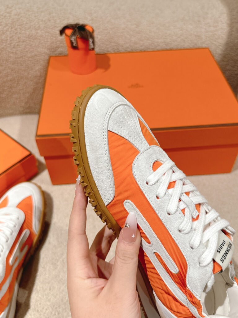 Hermès Unisex Athletic Sneakers detail image 6
