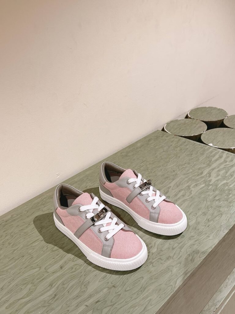 Hermès Unisex Sneakers detail 6