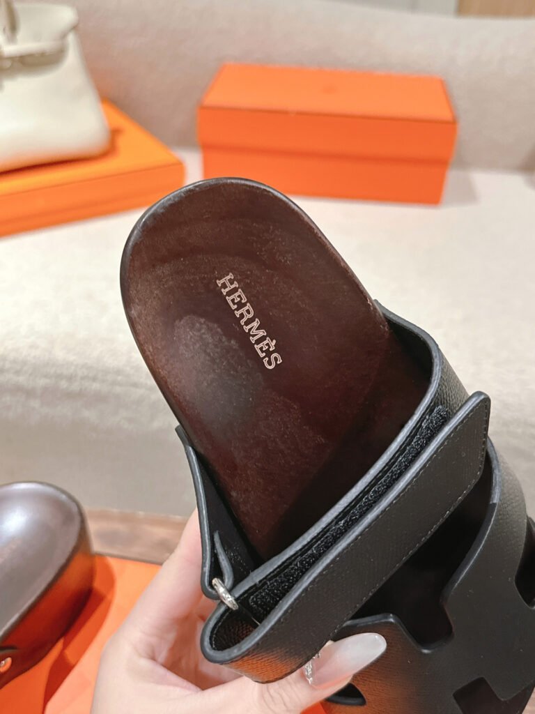 Hermès Unisex Slides detail 6