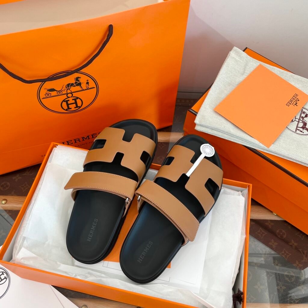 Hermès Unisex Slides detail 6