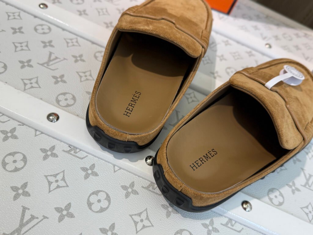 Hermès Unisex Mules detail 6
