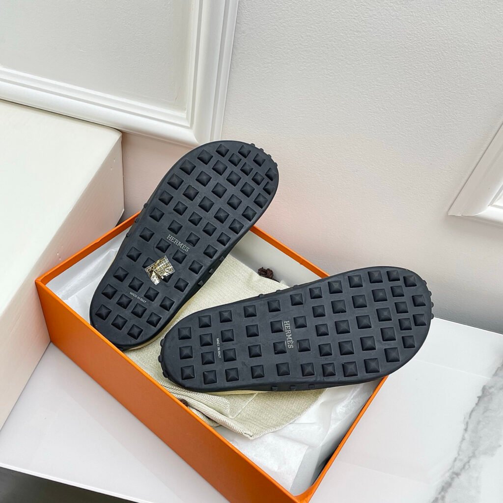 Hermès Unisex Mules detail 6