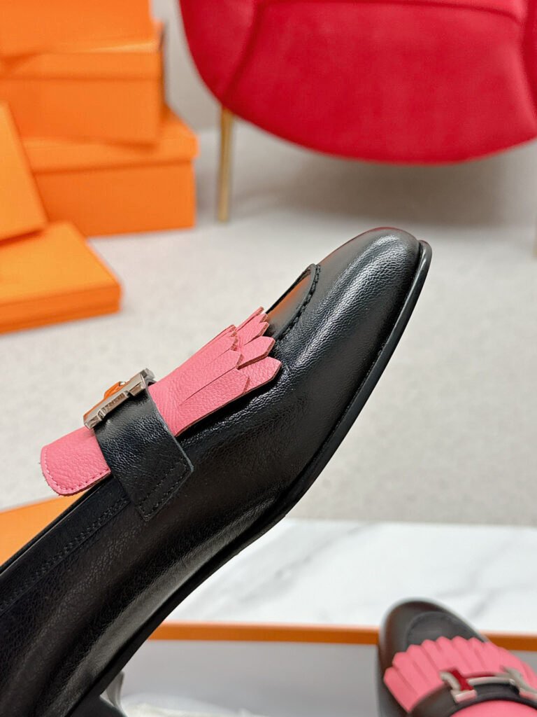 Hermès Unisex Loafers detail 6