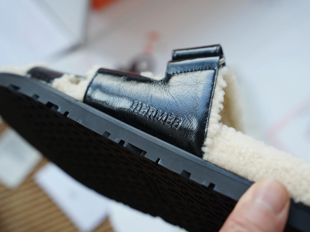 Hermès Unisex Shearling Shoes detail 6
