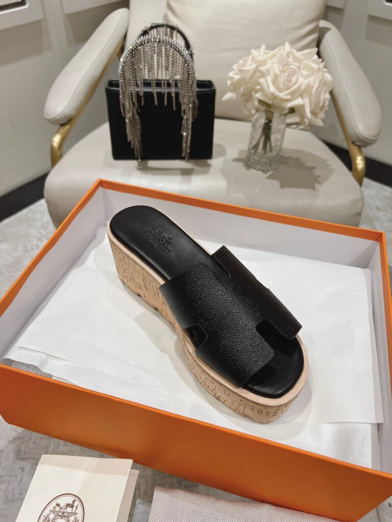 Hermès Women's Platform Sneakers detail image 6