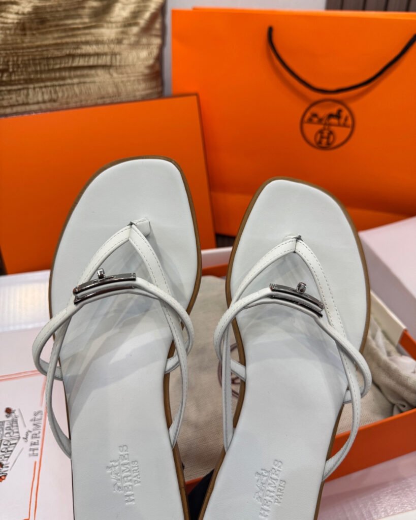 Hermès Women's Sandals detail 6